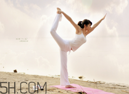 練瑜伽如何減肚子贅肉？練瑜伽瘦肚子的飲食要點(diǎn)