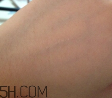 百雀羚精華液多少錢？百雀羚精華液好用嗎？