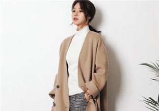 羊毛大衣掉色正常嗎？羊毛大衣掉色怎么辦？