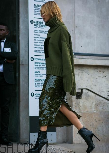 肩寬的女生冬天怎么穿？肩寬的女生冬天穿搭技巧