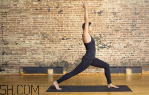 經(jīng)期可以練瑜伽嗎？瘦小腿的瑜伽動(dòng)作