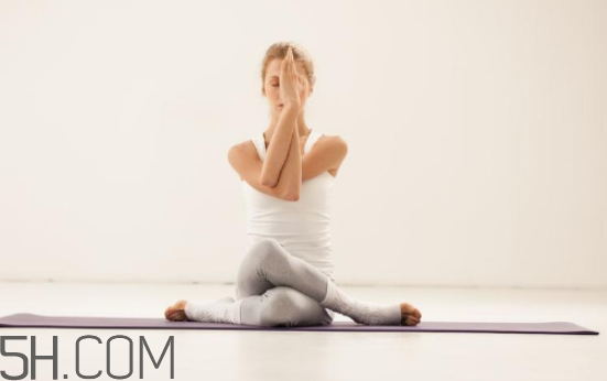 哺乳期什么時候練瑜伽最好？哺乳期練瑜伽的好處