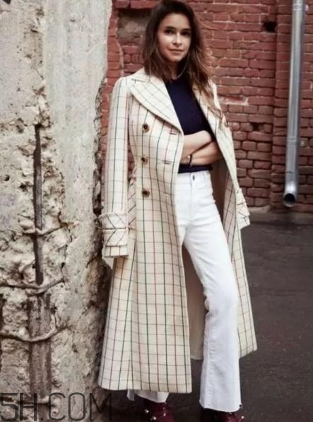 小個(gè)子女生能穿大衣嗎？小個(gè)子女生大衣穿搭技巧