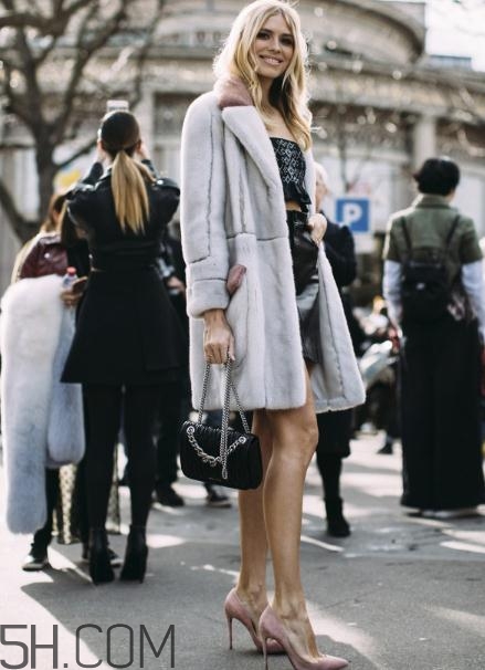 中長款皮草怎么搭配？中長款皮草搭配圖片