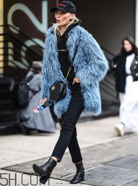 中長款皮草怎么搭配？中長款皮草搭配圖片
