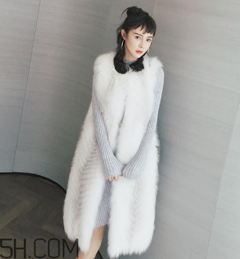 狐貍毛馬甲什么季節(jié)穿？狐貍毛馬甲多少度能穿？