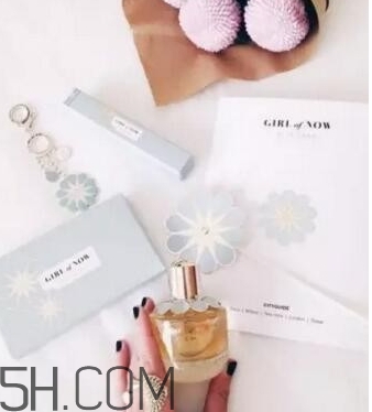 elie saab girl of now香水怎么樣？girl of now香水好聞嗎