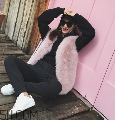 狐貍毛馬甲掉毛嗎？狐貍毛馬甲掉毛怎么辦？