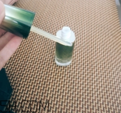 百雀羚肌初賦活系列怎么樣？百雀羚肌初賦活系列適合年齡