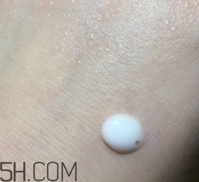 百雀羚肌初賦活系列怎么樣？百雀羚肌初賦活系列適合年齡