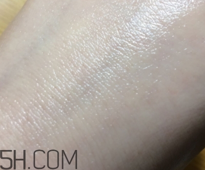 百雀羚肌初賦活系列怎么樣？百雀羚肌初賦活系列適合年齡