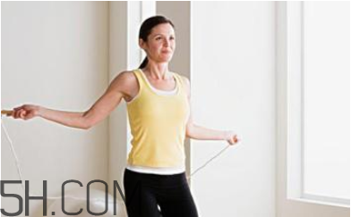 跳繩前后要注意什么？跳繩的好處和壞處