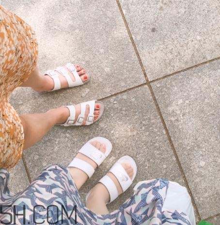 熱風(fēng)的鞋子保修嗎？熱風(fēng)的鞋可以退換嗎？