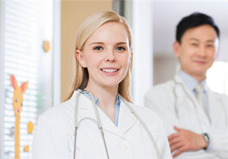 甲亢對心臟有什么影響？甲亢對眼睛有什么影響？