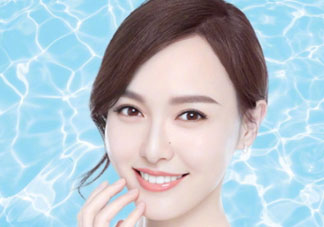 珀萊雅表情奇幻冒險定制款BAO富大禮包多少錢？有什么？