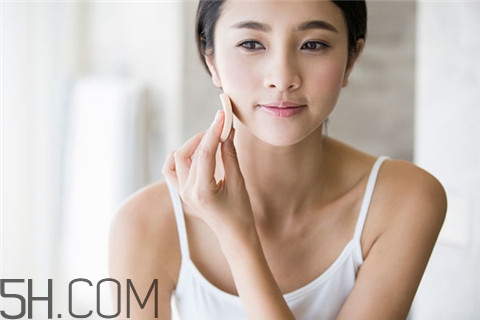 青春痘會傳染嗎？青春痘能根治嗎？