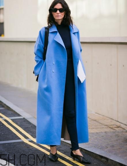 胸大的人適合穿什么衣服？胸大的女生穿什么衣服好看？