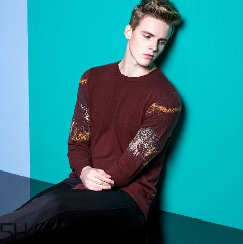 羊絨毛衣會(huì)縮水嗎？羊絨毛衣縮水怎么辦？