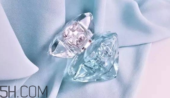 萬(wàn)寶龍lady emblem香水好聞嗎？萬(wàn)寶龍lady emblem藍(lán)鉆香水價(jià)格