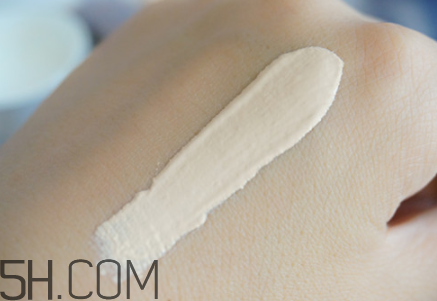 歐珀萊輕盈倍潤粉底霜怎么樣?好用嗎? 歐珀萊輕盈倍潤粉底霜怎么樣?好用嗎?