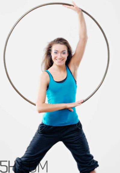 轉(zhuǎn)呼啦圈的危害有哪些？轉(zhuǎn)呼啦圈能減肥嗎？