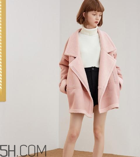 羊羔毛外套暖和嗎？羊羔毛外套多少度穿？