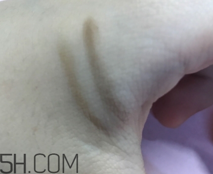 百雀羚眉粉怎么樣？百雀羚眉粉怎么用