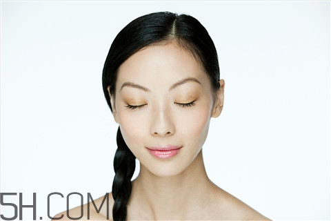 粉刺會自己消失嗎？粉刺會癢嗎？