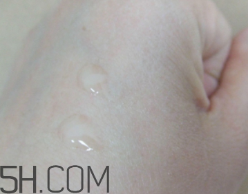 歐珀萊恒久肌底循環(huán)精華露加強型多少錢_適合年齡 歐珀萊恒久肌底循環(huán)精華露加強型多少錢_適合年齡