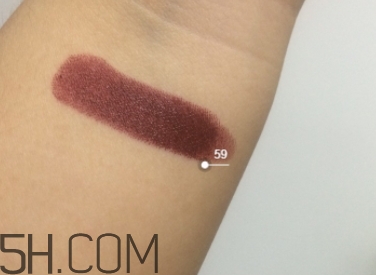 豬肝色是什么顏色？豬肝色口紅試色