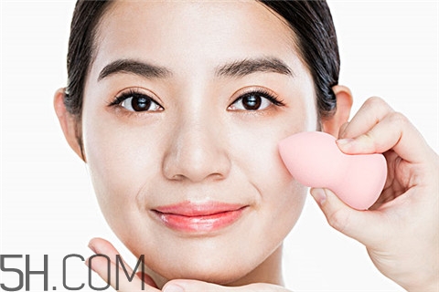 粉刺能擠嗎？粉刺能用針挑嗎？