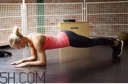 平板支撐可以瘦哪里？平板支撐鍛煉哪些肌肉？