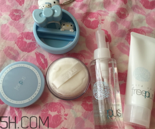 芙麗芳絲Hello Kitty套裝怎么樣？多少錢(qián)？