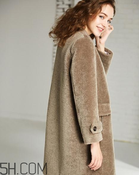 羊剪絨大衣起球嗎？羊剪絨大衣起球怎么辦？