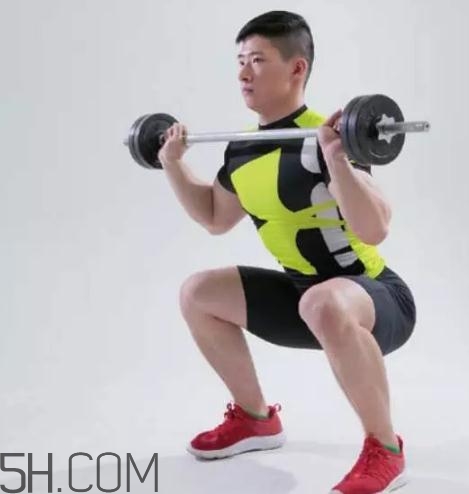 深蹲時怎么呼吸？深蹲的正確呼吸方法