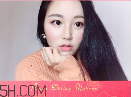 蜜桃約會(huì)妝怎么畫_橘色約會(huì)妝容教程 蜜桃約會(huì)妝怎么畫_橘色約會(huì)妝容教程