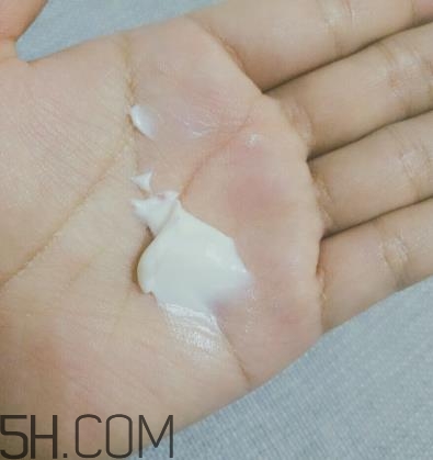 深海四十噚面霜哪里買？深海四十噚面霜含激素嗎？