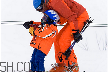 滑雪裝備有哪些？如何選擇滑雪板的長(zhǎng)度？