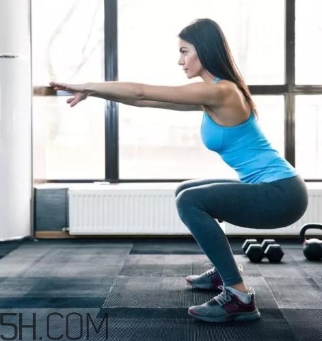 為什么做深蹲會(huì)頭暈？深蹲頭暈怎么改善？