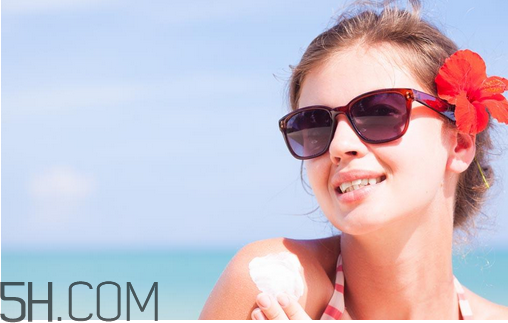 高倍防曬霜哪個(gè)牌子好？防曬霜怎么看防曬指數(shù)？