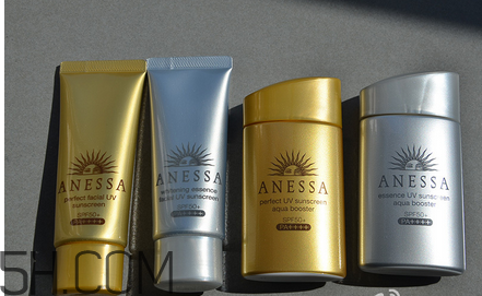 安耐曬各種顏色瓶子的區(qū)別？防曬霜可以直接涂在臉上嗎？