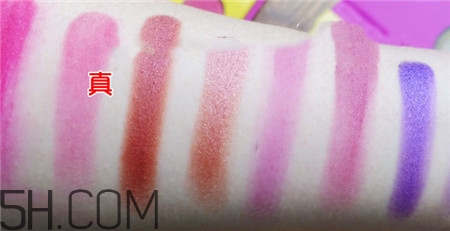 juvias place眼影盤(pán)真假辨別_埃及艷后眼影盤(pán)真假對(duì)比