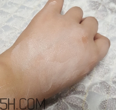 卡姿蘭和水密碼哪個(gè)好？卡姿蘭和水密碼對(duì)比