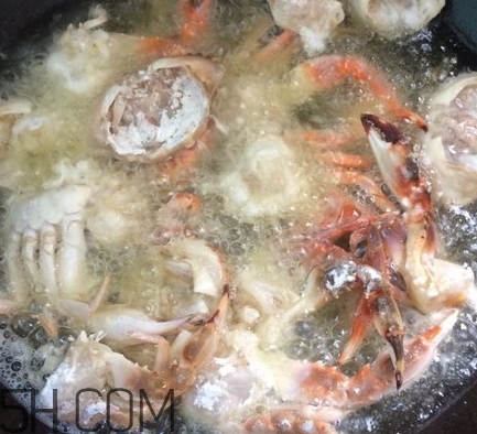 花蓋蟹和梭子蟹哪個好吃？花蓋蟹和梭子蟹區(qū)別