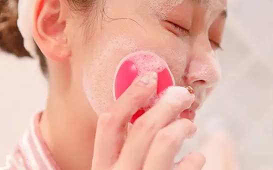 泰國sa ad na潔面儀怎么用？泰國sa ad na潔面儀使用方法