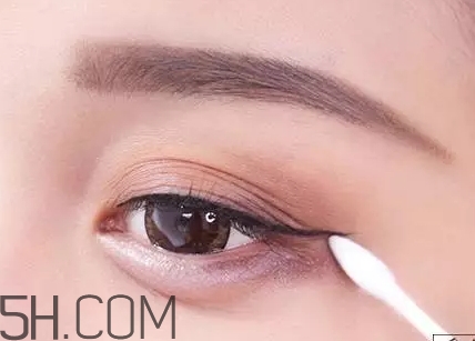 萬圣節(jié)南瓜妝怎么化？萬圣節(jié)南瓜少女妝