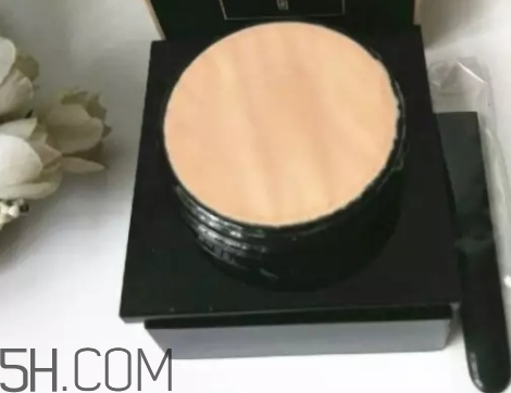 serge lutens蘆丹氏粉霜怎么用？蘆丹氏粉霜用法