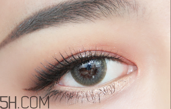 蜜桃約會(huì)妝怎么畫_橘色約會(huì)妝容教程 蜜桃約會(huì)妝怎么畫_橘色約會(huì)妝容教程