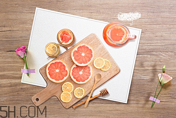 睡前吃柚子會(huì)發(fā)胖嗎 睡覺前吃柚子會(huì)胖嗎 睡前吃柚子會(huì)發(fā)胖嗎 睡覺前吃柚子會(huì)胖嗎