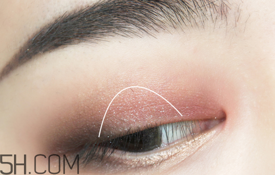 蜜桃約會(huì)妝怎么畫_橘色約會(huì)妝容教程 蜜桃約會(huì)妝怎么畫_橘色約會(huì)妝容教程